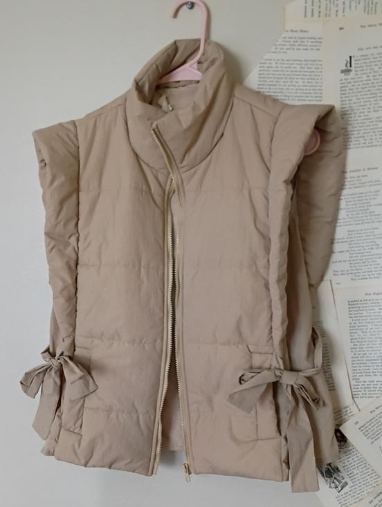 entro Jackets & Blazers - Entro Khaki Puffer Vest S